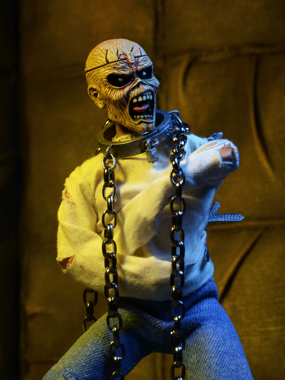 IRON MAIDEN'S EDDIE - PIECE OF MIND - 8" CLOTHED FIGURE - Image 2