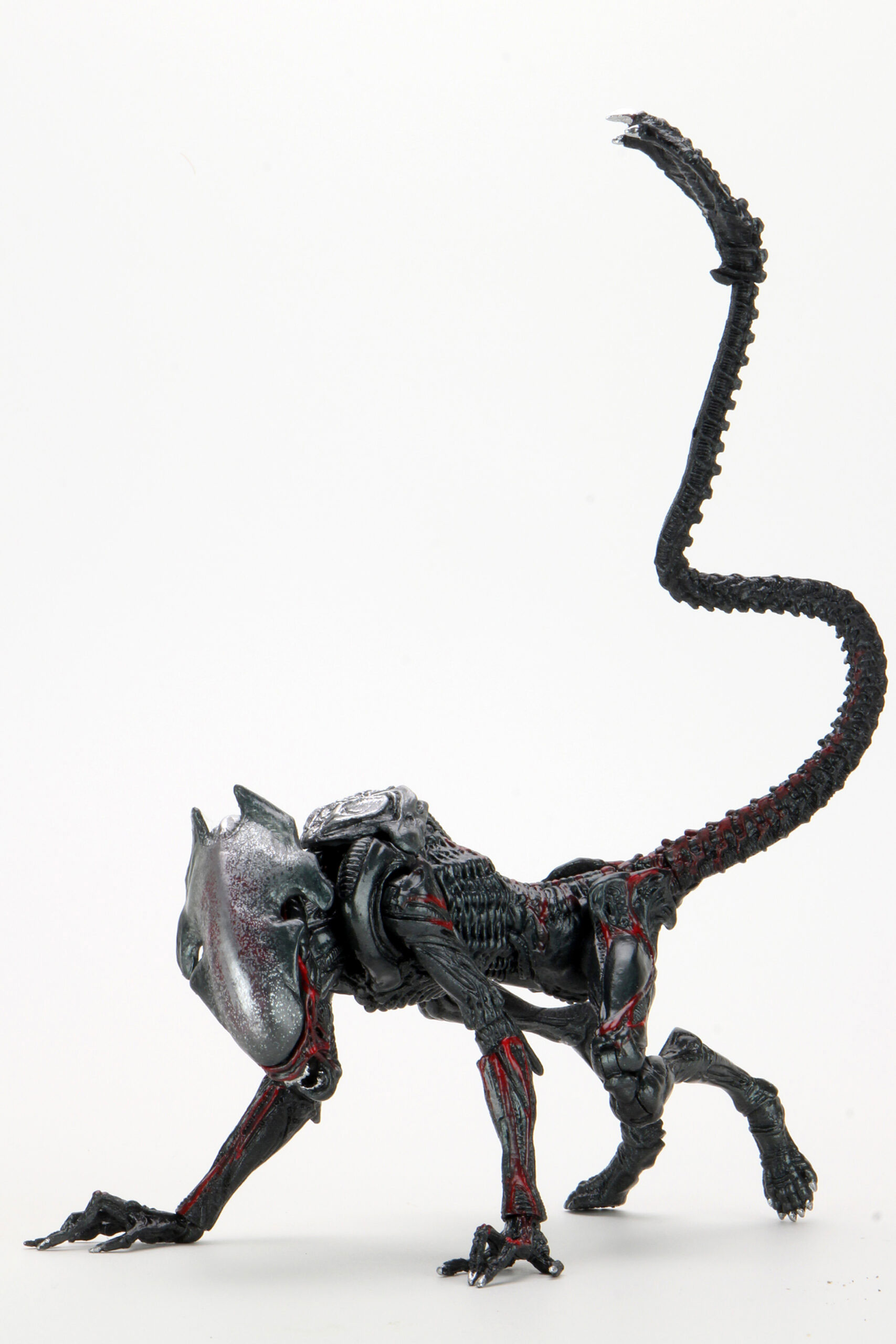ALIENS NIGHT COUGAR KENNER TRIBUTE 7" SCALE ACTION FIGURE