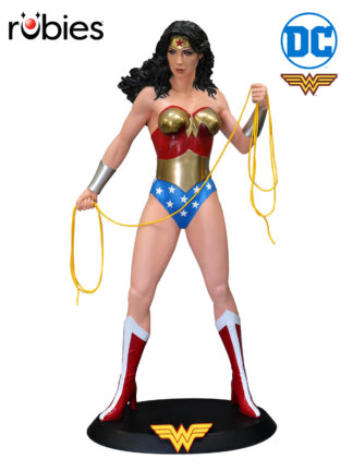 WONDER WOMAN STATUE  - COLLECTOR'S ITEM